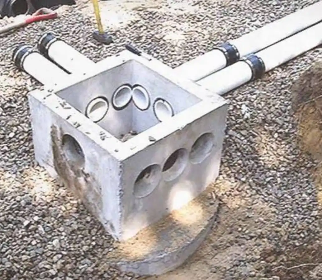 Septic distribution box installation in Texas
